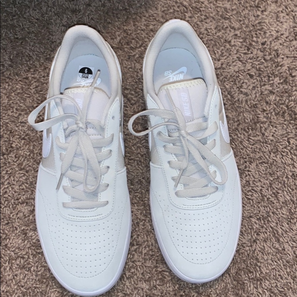 Nike SB sneakers